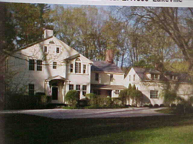 Building photograph for 299 MAIN STREET